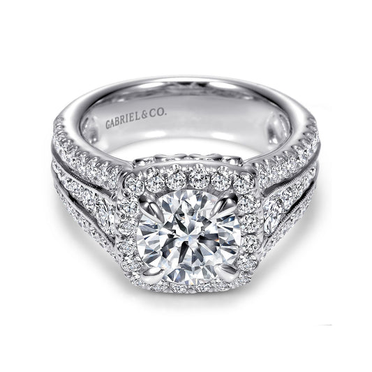 18K White Gold Round Halo Diamond Engagement Ring