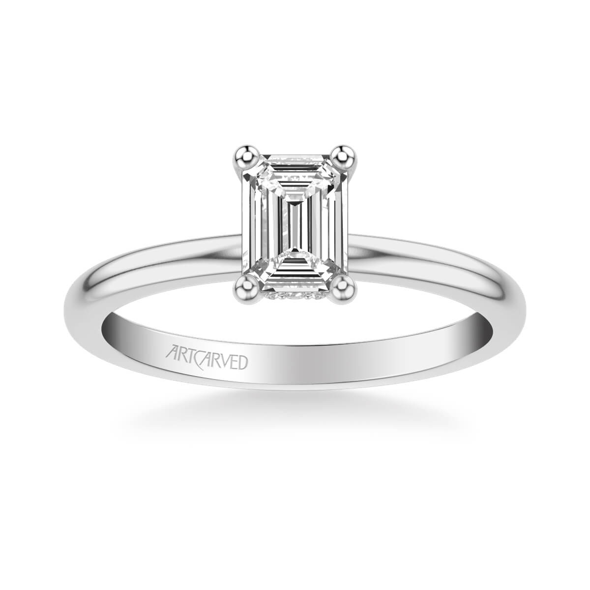 Kit Classic Solitaire Diamond Engagement Ring