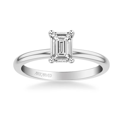 Kit Classic Solitaire Diamond Engagement Ring