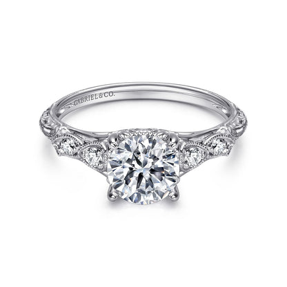18K White Gold Round Diamond Engagement Ring