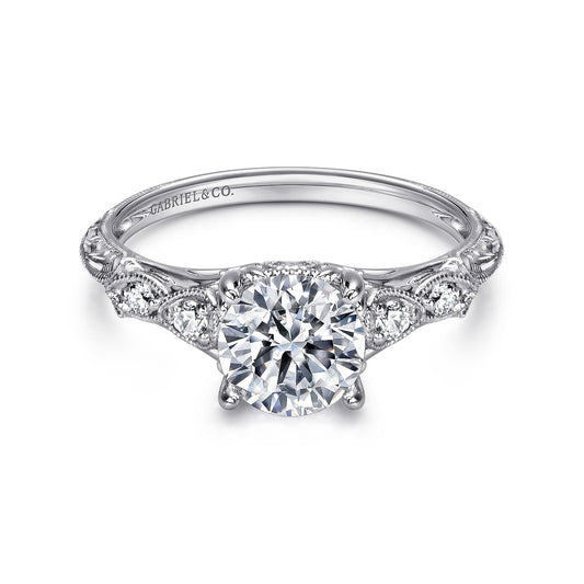 18K White Gold Round Diamond Engagement Ring
