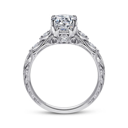 18K White Gold Round Diamond Engagement Ring