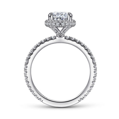 18K White Gold Oval Halo Diamond Engagement Ring