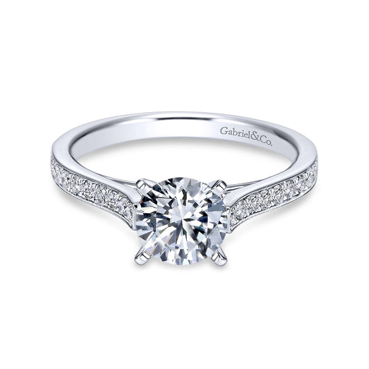 18K White Gold Round Diamond Engagement Ring