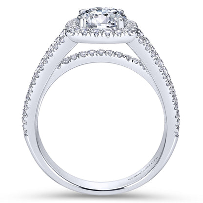 18K White Gold Round Halo Diamond Engagement Ring