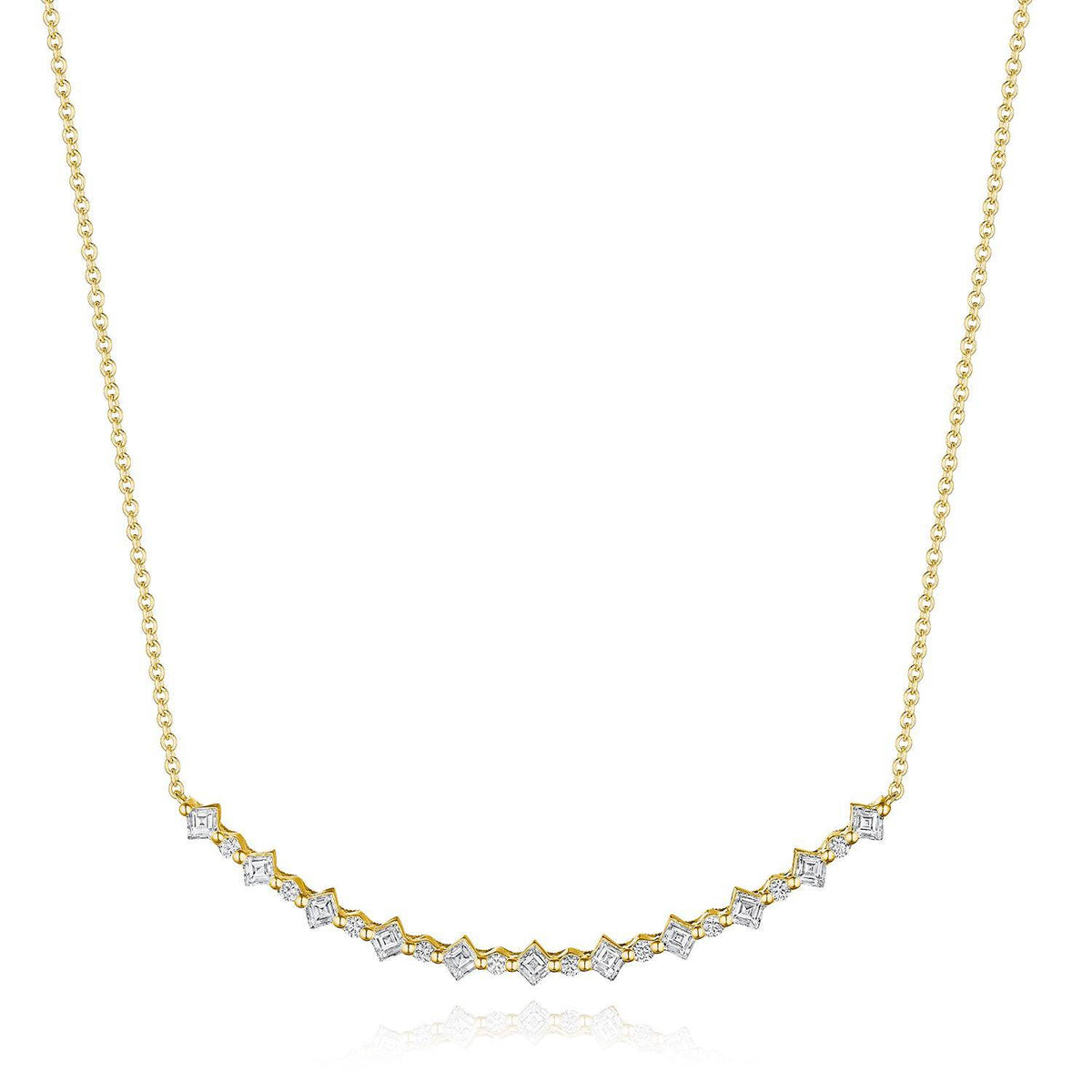 Carré and Round Diamond Necklace in 18kt Yellow Gold