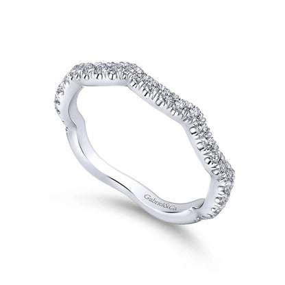 Gabriel & Co. Calm Curved Diamond Wedding Band